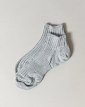 Load image into Gallery viewer, Sasawashi Ribbed Ankle Socks - Grey
